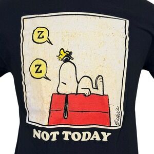 Peanuts Snoopy Not Today T Shirt Old School Retro 90s Cartoon Classic Boho Men L